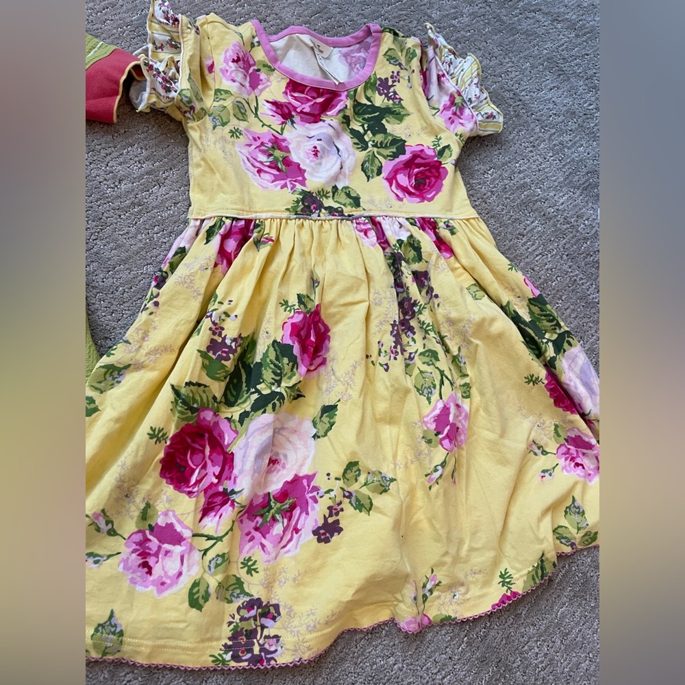 Size 6 Matilda Jane Dresses. Excellent condition. Just wrinkled from storage.